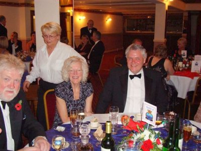 23 Archie Gemmill and Margaret and Tom Williamson